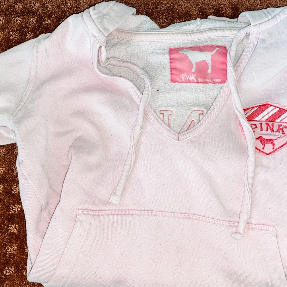V-neck sweatshirt